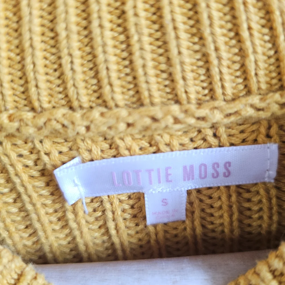 ☆ LOTTIE MOSS Yellow Striped Pullover Sweater, S ☆